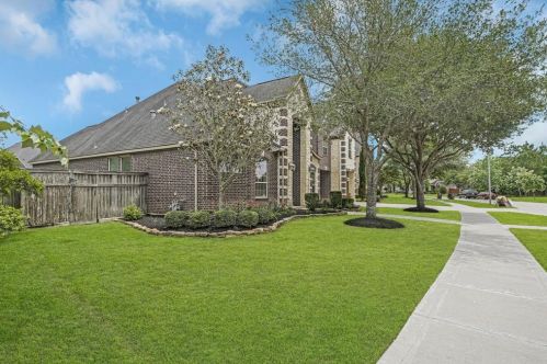 6303 Flewellen Falls Ln, Fulshear, TX 77441-1115