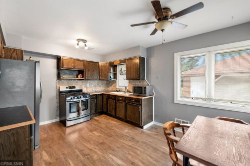 634 Grant St, Anoka, MN 55303-1135