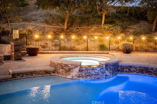 16352 Sierra Heights Dr, Riverside CA  92503-8457 exterior