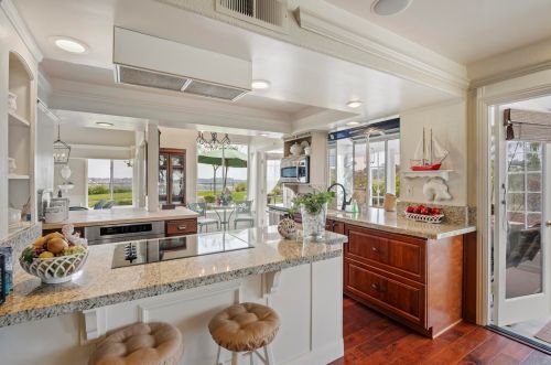 3603 Lorimer Ln, Encinitas, CA 92024-5506