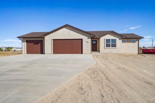 1285 De La Vista Ct, Pueblo, CO 81007-6187