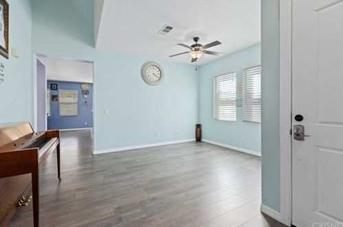 44022 Marbella St, Lancaster CA 93536 exterior