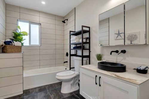 16720 Falda Ave, Torrance CA  90504-1736 exterior