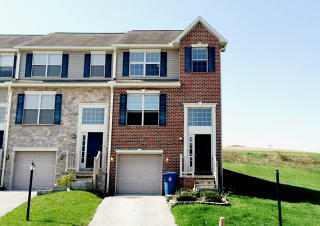 51 Zachary Dr, Hanover PA  17331-8674 exterior