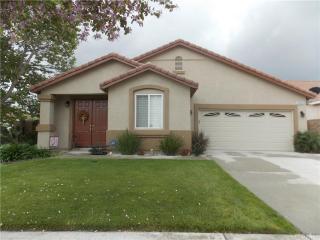 15765 Athena Dr, Fontana, CA 92336-5018