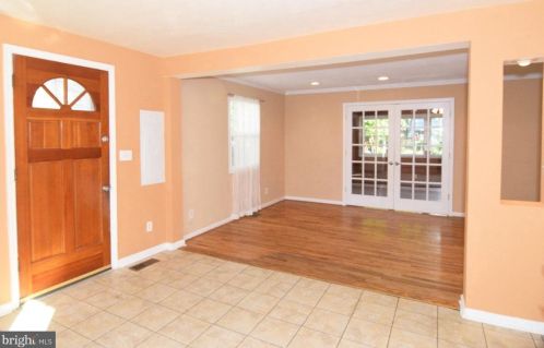 901 Dryden St, Silver Spring MD  20901-1826 exterior