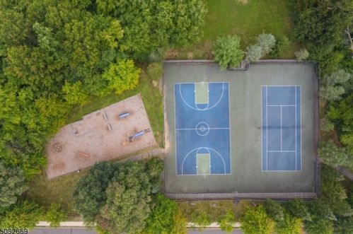 5 Garfield Way, Princeton NJ  08540-1669 exterior