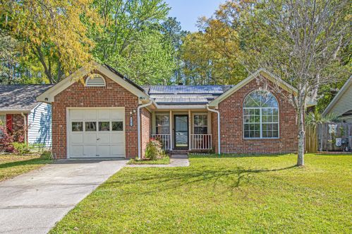 9502 One Notch Rd, Ladson, SC 29456-4962