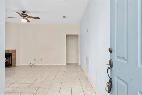 336 Ranch House Rd, Angleton, TX 77515-2770
