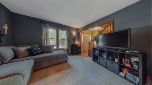 7 Wescott Ct, Lemont IL  60440-9000 exterior