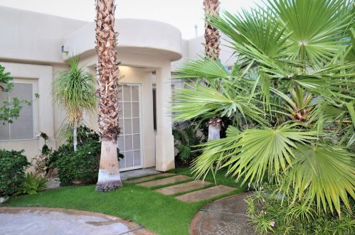 54865 Avenida Obregon, La Quinta, CA 92253-3740