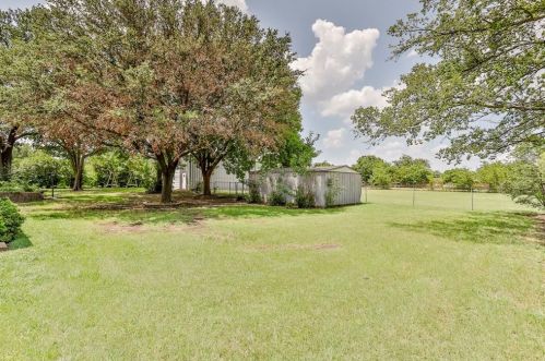 6216 Rdg Rd, Fort Worth TX  76133-7726 exterior