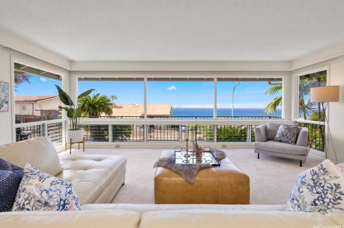 1434 Ihiloa Loop, Honolulu HI  96821-1347 exterior
