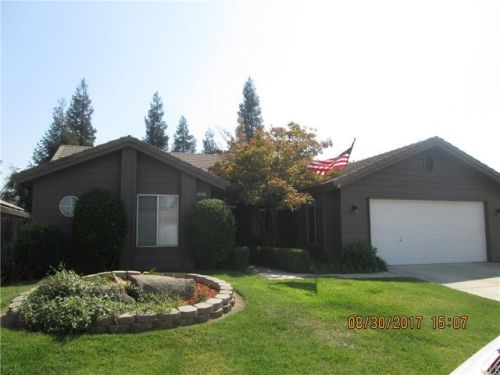 3082 Sultana Dr, Madera, CA 93637-5940
