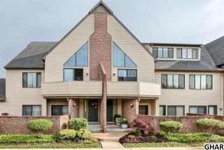 1010 Cherrington Dr, Harrisburg PA  17110-9494 exterior