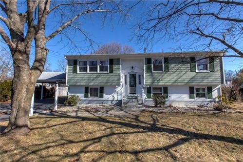 16 Whalen Ave, Warwick, RI 02889-4230