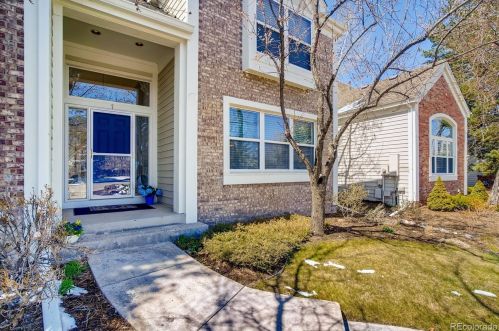 1011 Valentia St, Denver, CO 80247-6812