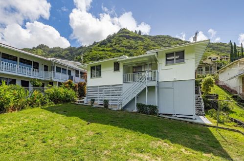930 Ailuna St, Honolulu, HI 96821-1708