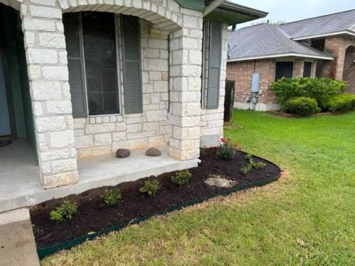 12101 Buckingham Gate Rd, Austin TX  78748-1945 exterior