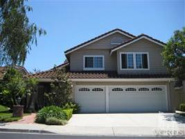 12406 Willow Hill Dr, Moorpark, CA 93021-2765