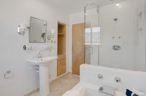 1635 Xavier St, Denver CO  80204-1025 exterior