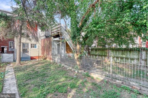 316 Hawthorne St, York PA  17404-3125 exterior