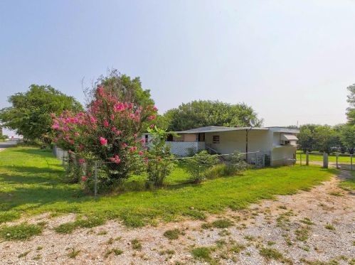 6348 Rolling Meadow Trl, Fort Worth, TX 76135-5249