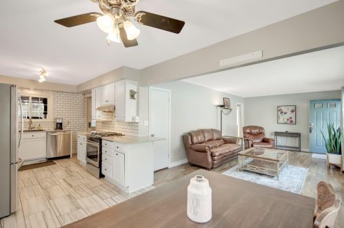 5214 County Line, Saint Paul MN  55110-1231 exterior