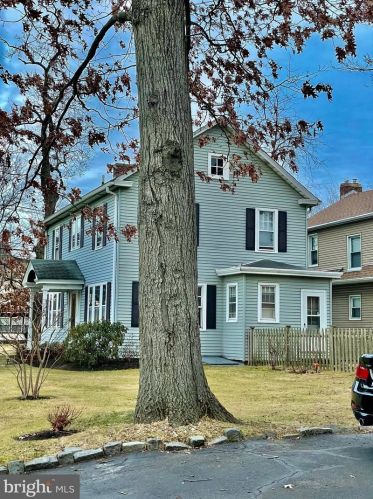 539 Pkwy Ave, Trenton NJ 08618-2724 exterior