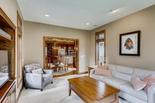 3826 Bridgewater Dr, Saint Paul MN  55123-2528 exterior