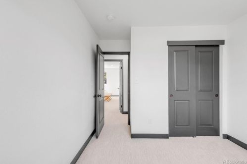 6243 Niagara Way, Englewood CO 80111-4443 exterior