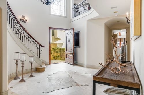 865 3rd St, Manhattan Beach, CA 90266-6660