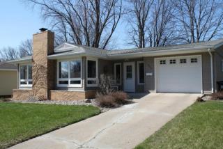 702 Southbend Ave, Marshall, MN 56258-2219
