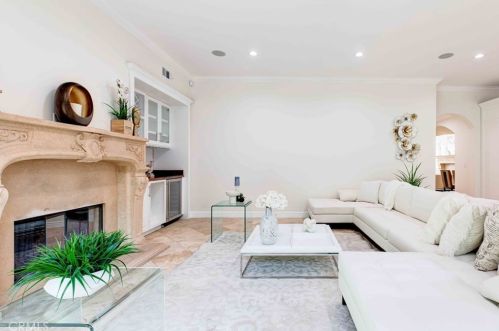 4719 Tobias Ave, Van Nuys CA  91403-2826 exterior