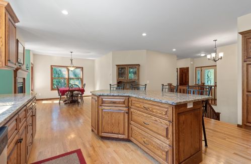 2200 Hadley St, Saint Paul MN  55119-5386 exterior