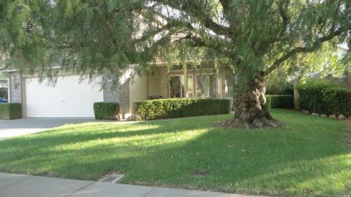 715 Owl Dr, Vacaville, CA 95687-7244