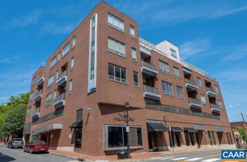 112 5th St, Charlottesville, VA 22902-5491