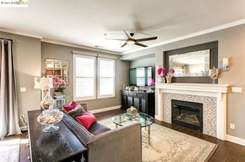 114 Clarissa Ln, Tracy, CA 95391-3031