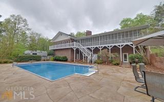 365 Riverbend Cir, Royston, GA 30662-7441