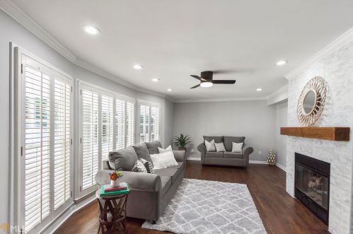 2108 Marann Dr, Atlanta GA  30345-3537 exterior