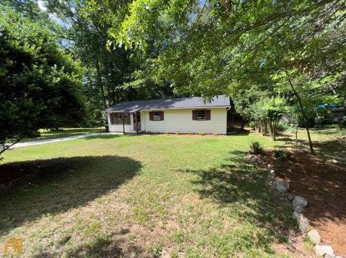 2647 Hi Roc Cir, Conyers GA  30012-0024 exterior