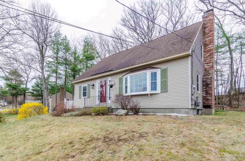 8 Sagamore Rd, Nashua, NH 03062-1853