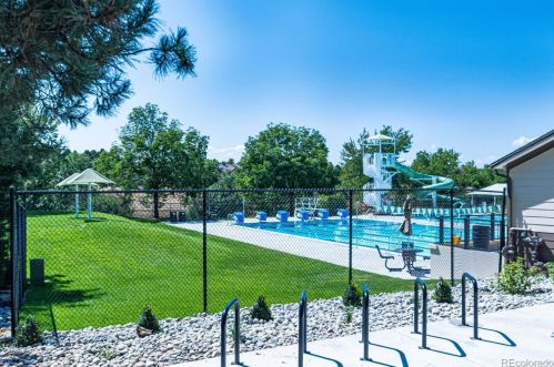 6256 Peakview Pl, Englewood CO 80111-4327 exterior