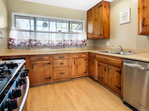 5006 Kent Ave, Santa Ana CA  92704-1938 exterior