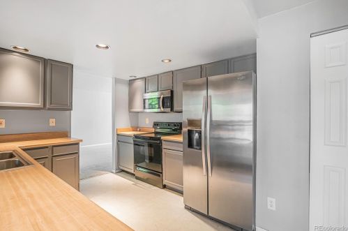 17703 Kepner Dr, Aurora, CO 80017-3309