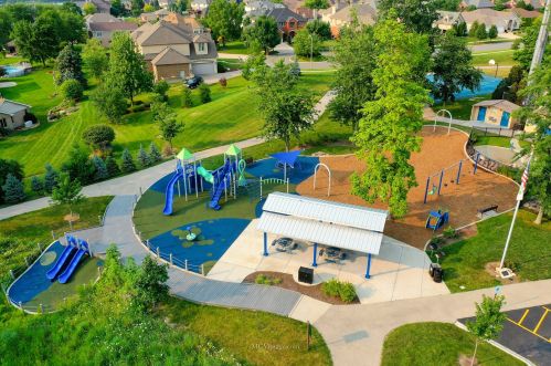 511 Wexford Dr, Lemont IL  60439-6158 exterior