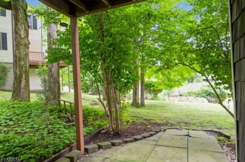74 Goldfinch Dr, Hackettstown NJ  07840-3023 exterior