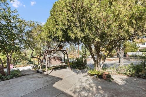 2950 11th St, Riverside CA  92507-4961 exterior