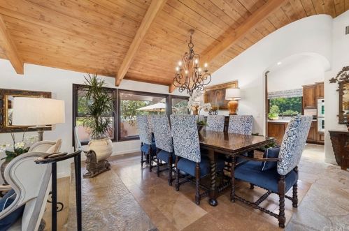11407 Arroyo Ave, Santa Ana CA  92705-2403 exterior