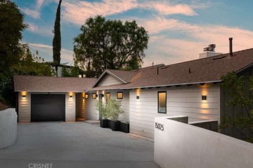 15025 Del Gado Dr, Van Nuys, CA 91403-4435